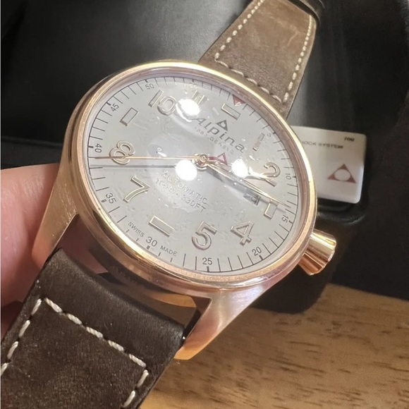 Brand New Alpina Startimer Pilot Rose Gold Plated Mens Watch Tag Retail $1295 - Picture 2 of 5